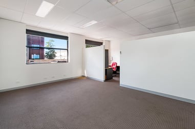 31 Reserve Street Preston VIC 3072 - Image 2