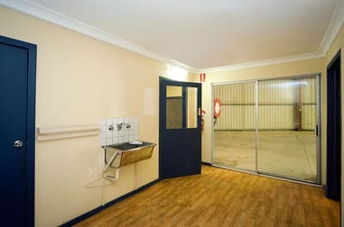 Unit 1/4 Creswell Road Largs North SA 5016 - Image 2