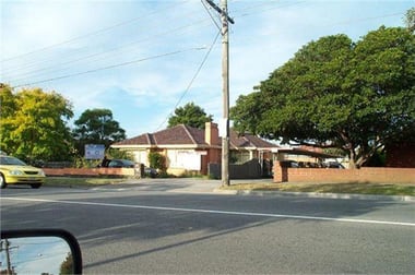 32 Chesterville Road Cheltenham VIC 3192 - Image 1