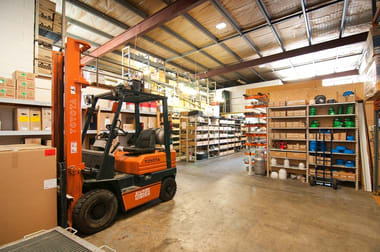 Click to view all images 18 Proe Street Newstead QLD 4006 - Image 2