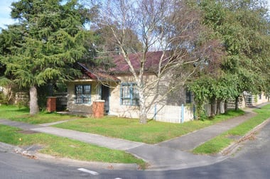 83 Princes Highway Yarragon VIC 3823 - Image 1