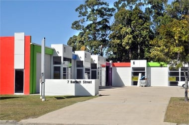 Unit 4/7 Bartlett Street Noosaville QLD 4566 - Image 2
