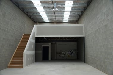 4/102 Henkel Street Brunswick VIC 3056 - Image 3