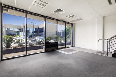 2/202 Ferntree Gully Road Notting Hill VIC 3168 - Image 3