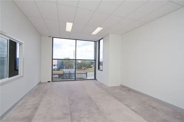 7/7-8 Len Thomas Place Narre Warren VIC 3805 - Image 2