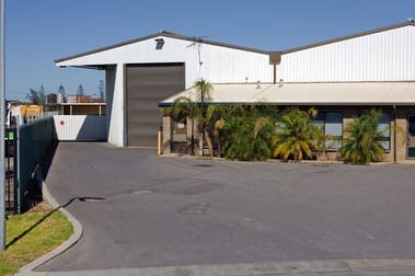 Unit 1/4 Creswell Road Largs North SA 5016 - Image 1