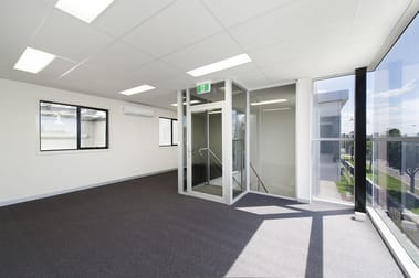 16/23 Heyington Avenue Thomastown VIC 3074 - Image 2