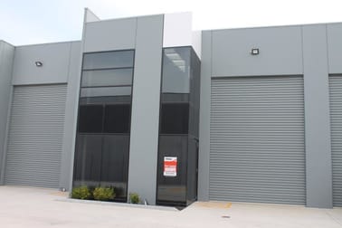 Unit 3/14 Southeast Boulevard Pakenham VIC 3810 - Image 2