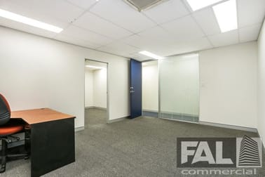 Suite  4/92 Lincoln Street Oxley QLD 4075 - Image 2