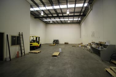 Unit 2/11-17 Cyber Loop Dandenong VIC 3175 - Image 2