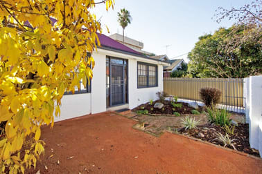 560 Englehardt Street Albury NSW 2640 - Image 3