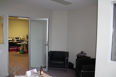 9/12 Cecil Road Hornsby NSW 2077 - Image 2