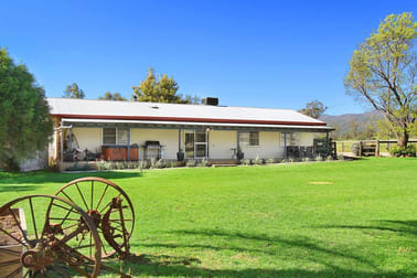 193 Ormans lane Tamworth NSW 2340 - Image 2
