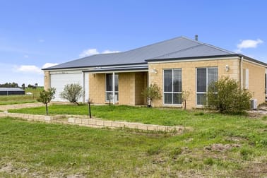 Click to view all images 354 Wild Cherry Road Lockwood South VIC 3551 - Image 2