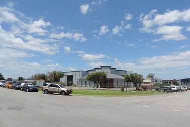 12 Beringarra Avenue Malaga WA 6090 - Image 1