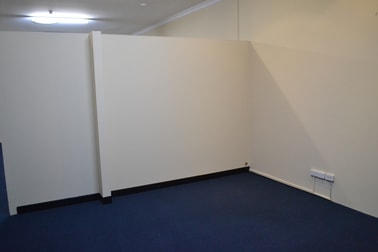 2/226 Fulham Street Cloverdale WA 6105 - Image 3
