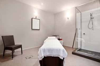 Click to view all images 112 Station Street Fairfield VIC 3078 - Image 2