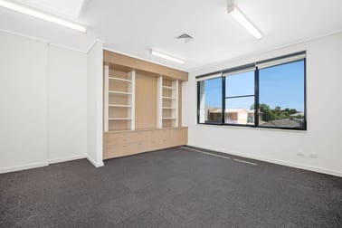 1/247 Hawthorn Road Caulfield VIC 3162 - Image 3