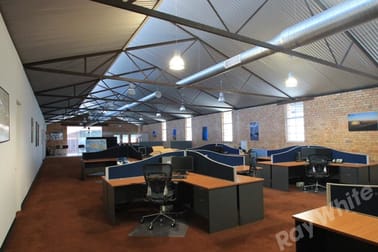 Newstead QLD 4006 - Image 1