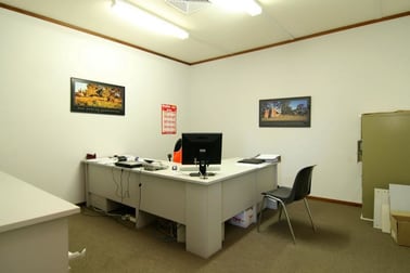 Click to view all images 38 Mcgoldrick Court East Bendigo VIC 3550 - Image 3