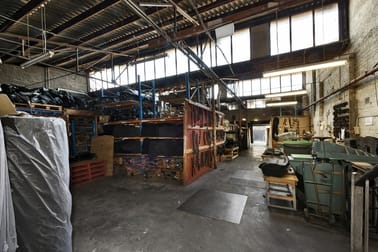 Click to view all images 320-322 Waverley Road Malvern East VIC 3145 - Image 3