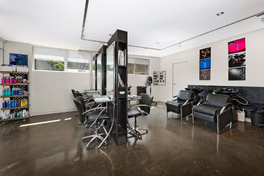 Click to view all images 1/62 East Concourse Beaumaris VIC 3193 - Image 2