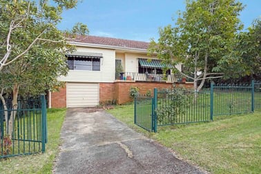 11 Binalong Avenue Caringbah NSW 2229 - Image 2