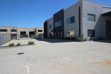 33 Colin Jamieson Drive Welshpool WA 6106 - Image 2