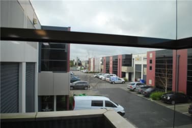 6/25 Howleys Road Notting Hill VIC 3168 - Image 3