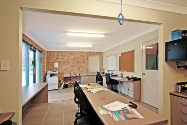 2/23 Concorde Way Bomaderry NSW 2541 - Image 3