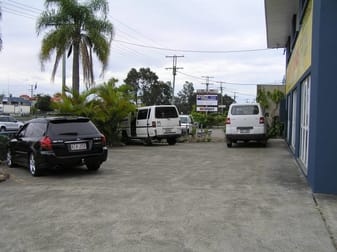 1/20 Junction Rd Burleigh Heads QLD 4220 - Image 2