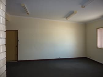 11/13 Church Road Maddington WA 6109 - Image 3