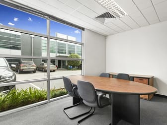16/3 Westside Avenue Port Melbourne VIC 3207 - Image 3