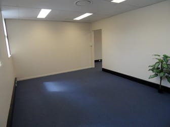 GF/5 Kitchener Street East Toowoomba QLD 4350 - Image 2