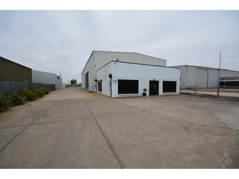 98-100 Wing Street Wingfield SA 5013 - Image 1