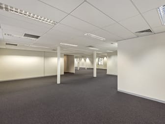 1/10 Duerdin Street Notting Hill VIC 3168 - Image 3