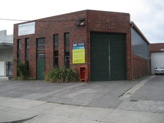 1/10 Dissik Street Cheltenham VIC 3192 - Image 2