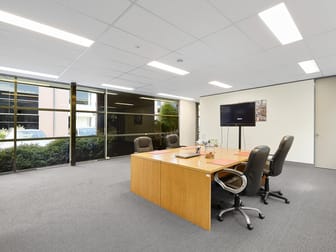 3/25 Howleys Road Notting Hill VIC 3168 - Image 3