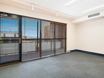 5/2 Centro Avenue Subiaco WA 6008 - Image 3