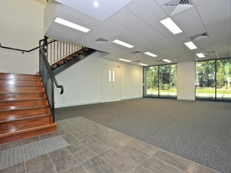 4/2 Silkwood Rise Carrum Downs VIC 3201 - Image 2