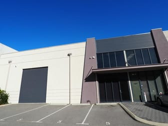 5/10 Dillington Pass Landsdale WA 6065 - Image 1