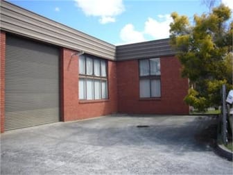 2/9 Woodbine Court Wantirna South VIC 3152 - Image 2