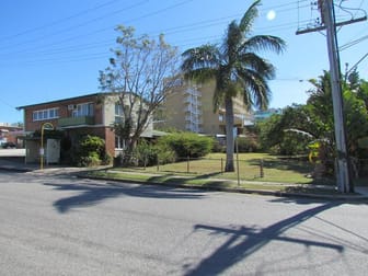 10 William Street Gladstone QLD 4680 - Image 2