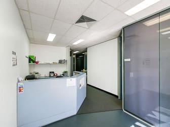 4/115 Hawthorn Road Caulfield North VIC 3161 - Image 3
