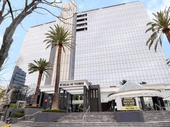 1004/1 QUEENS Road Melbourne VIC 3000 - Image 2