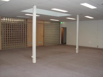 Click to view all images 18 Myers Street Bendigo VIC 3550 - Image 3