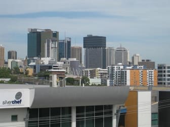 Milton QLD 4064 - Image 2