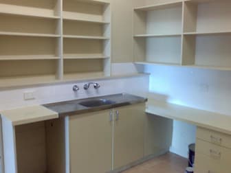 Click to view all images 111 High Street Kangaroo Flat VIC 3555 - Image 2