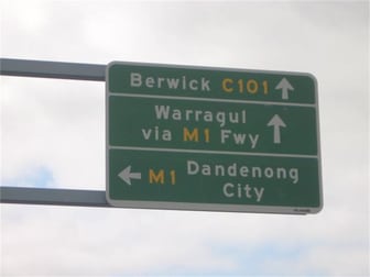 Narre Warren VIC 3805 - Image 2