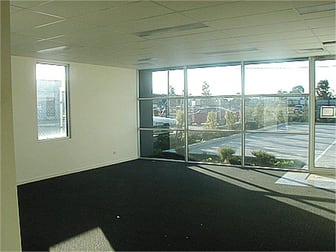 17 Vella Drive Sunshine VIC 3020 - Image 2